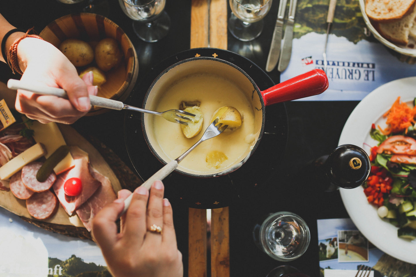 How to: Cheese Fondue! | February 17th | 6:30-8:00pm